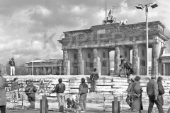 Nr03-49_5.2.1990-Brandenburger-Tor-Westseite-